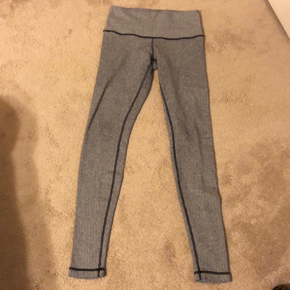 SOLD SOLD SOLD Lululemon Leggings